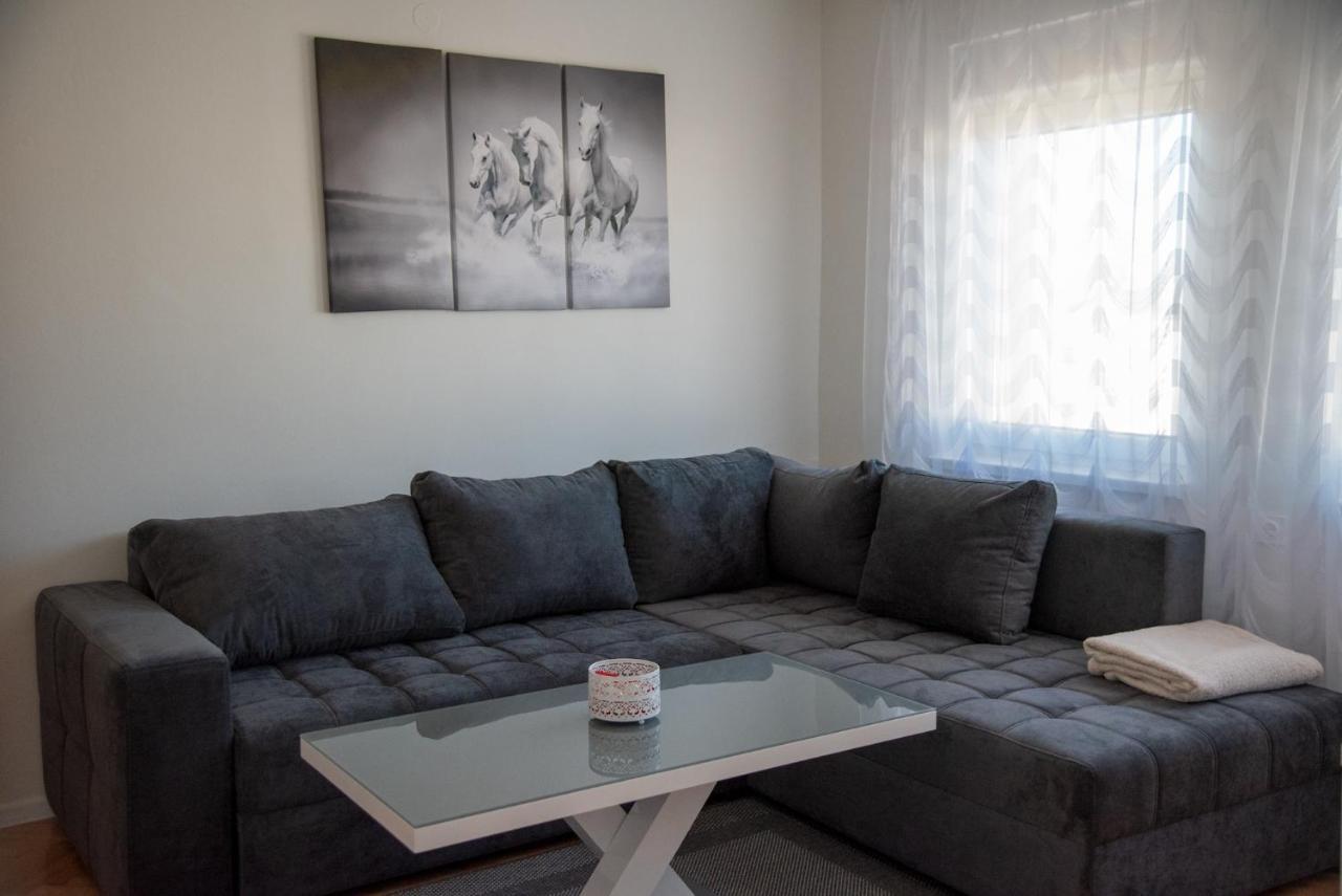 Apartman Ante ليفنو المظهر الخارجي الصورة